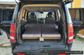 Spaní v Land Rover Discovery