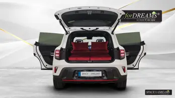 Skládací matrace SPACEBED pro Smart #5 s dřevěnou základovou deskou.