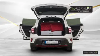 Detailní pohled na matraci SPACEBED pro Smart #5 složené v kufru auta. Smart #5 od EVOO.cz  